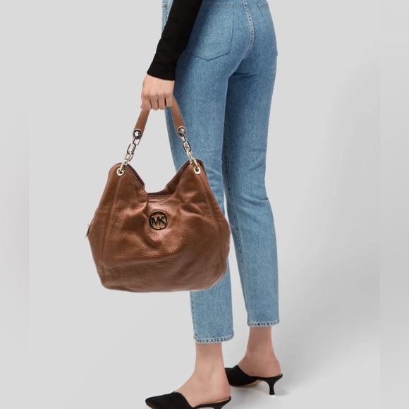 Michael Kors Fulton Large Shoulder Tote Bag - Picture 2 of 12